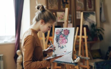 girl painting